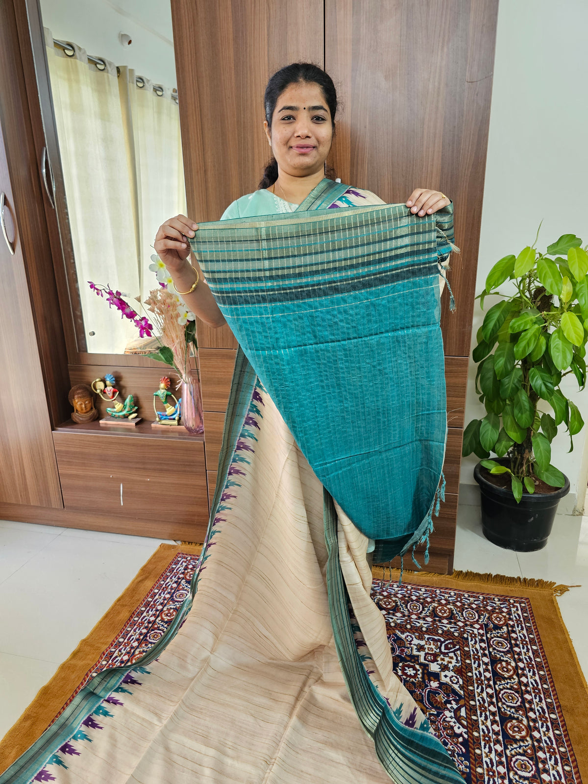 Semi Tussar with Digital Printed Saree - Cream with Sea Green