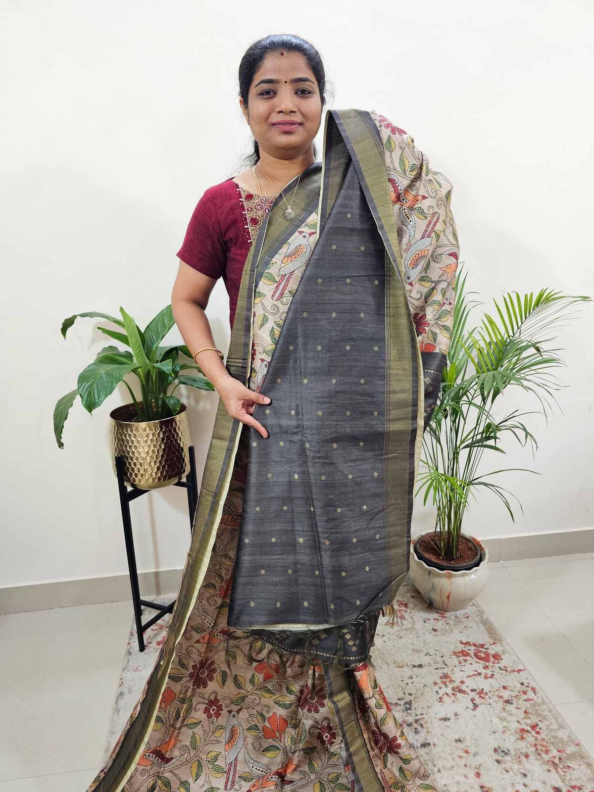 Semi Tussar with Digital Print Saree -Beige with Grey