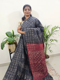 Bhagalpuri Batik Print- Grey with Maroon