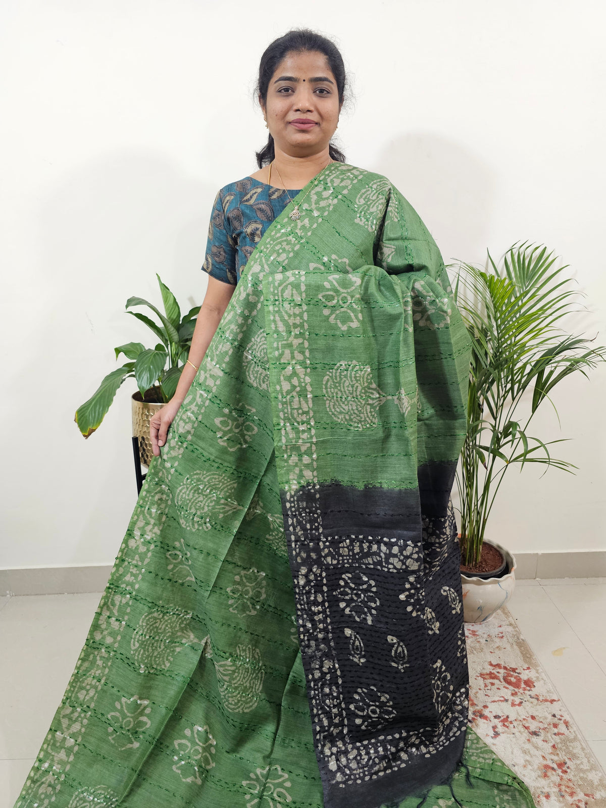 Bhagalpuri Batik Print - Green with Grey