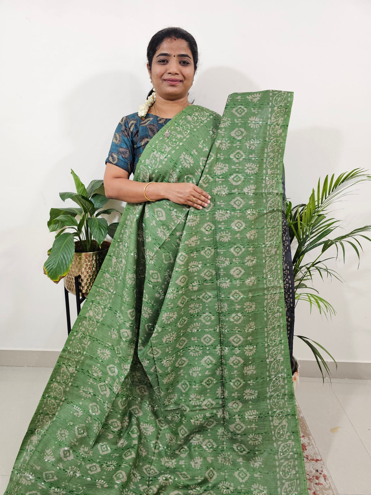 Bhagalpuri Batik Print- Green with Grey