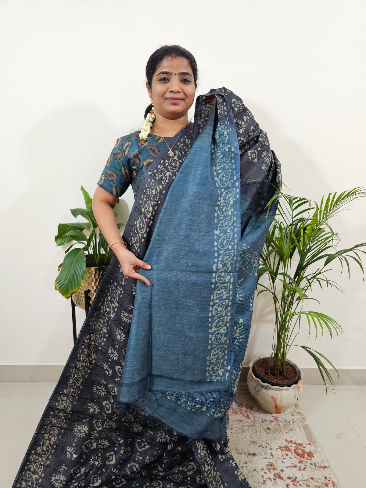 Bhagalpuri Batik Print- Grey with Peacock Blue