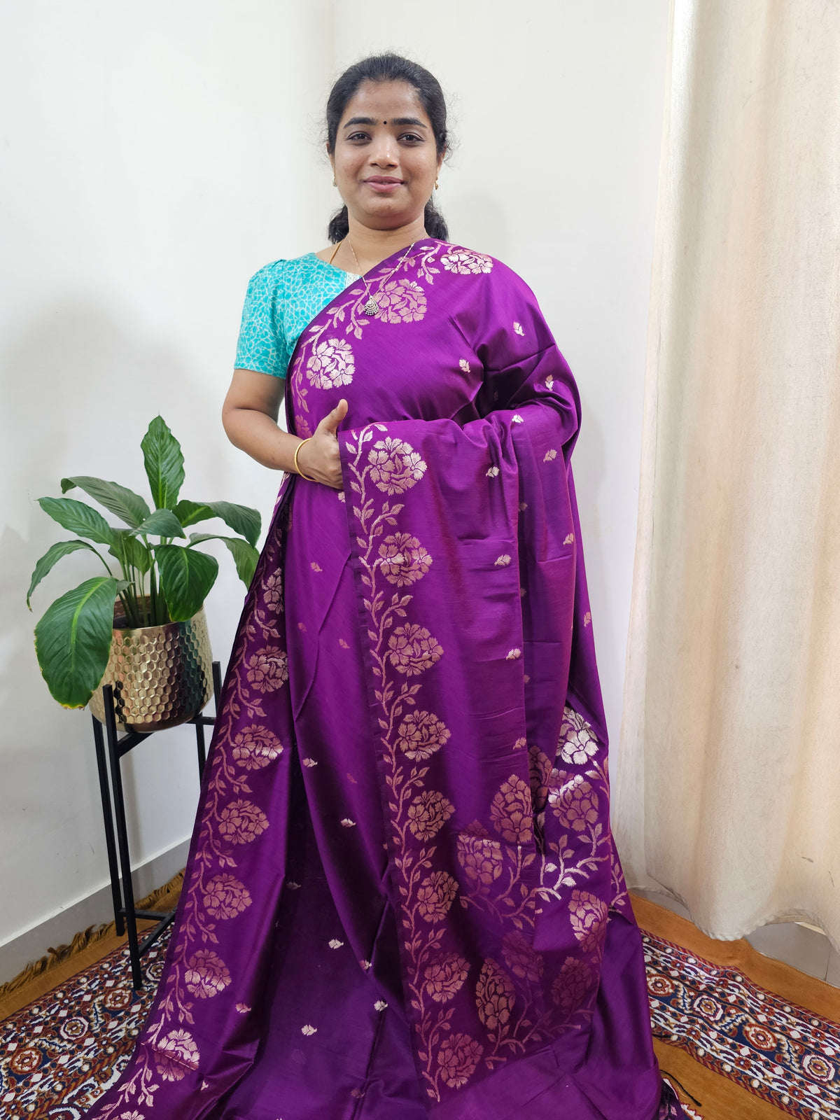 Semi Soft Silk Saree - Magenta Pink