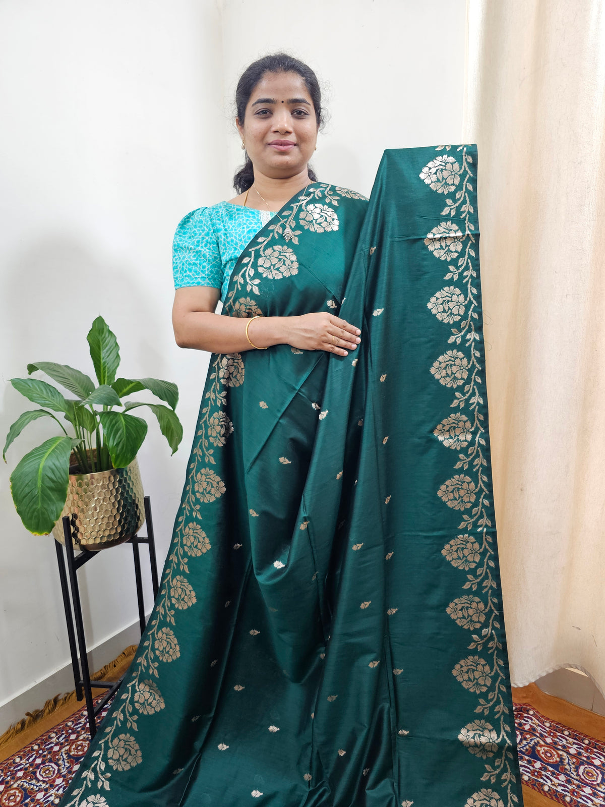 Semi Soft Silk Saree - Bottle Green