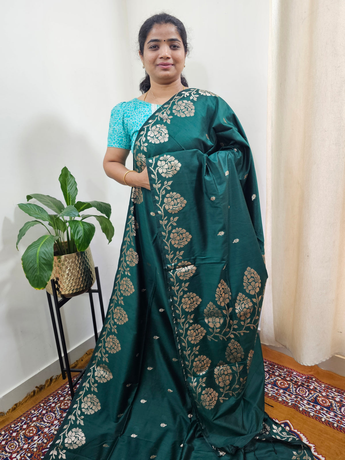 Semi Soft Silk Saree - Bottle Green