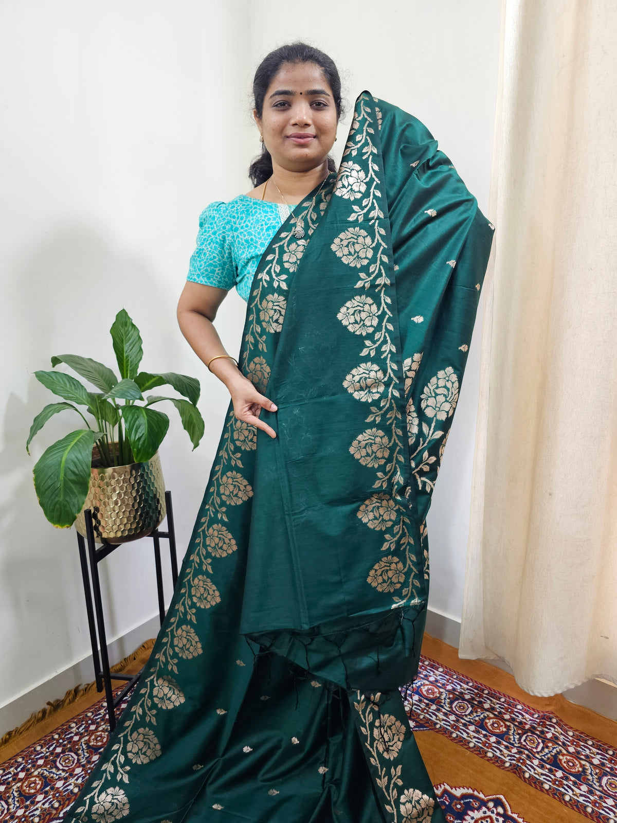 Semi Soft Silk Saree - Bottle Green