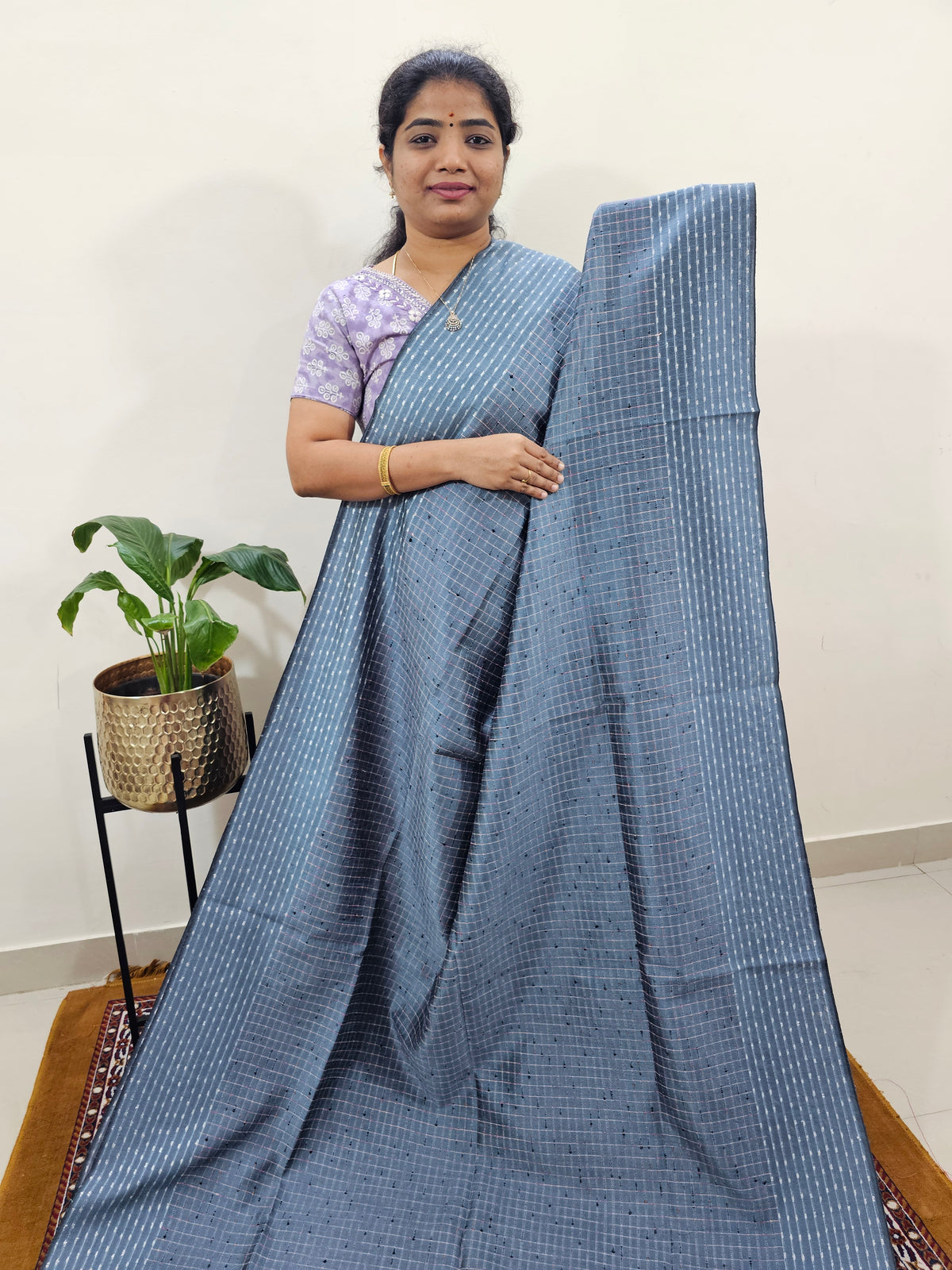 Semi Raw Silk Saree - Grey with Pink
