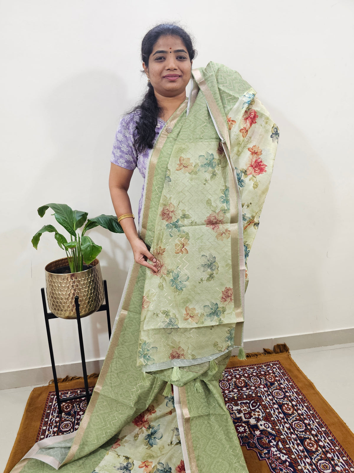 Soft Semi Tussar Zari Weaving  Border - Green