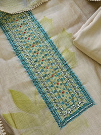 ππ«πππ¨π¨π€π’π§π  ππ―ππ’π₯πππ₯π - ππ πππ²π¬ ππ’π¬π©ππππ‘ ππ’π¦π Semi Tussar Weaving Unstitched  Salwar Suit  - Cream with Green