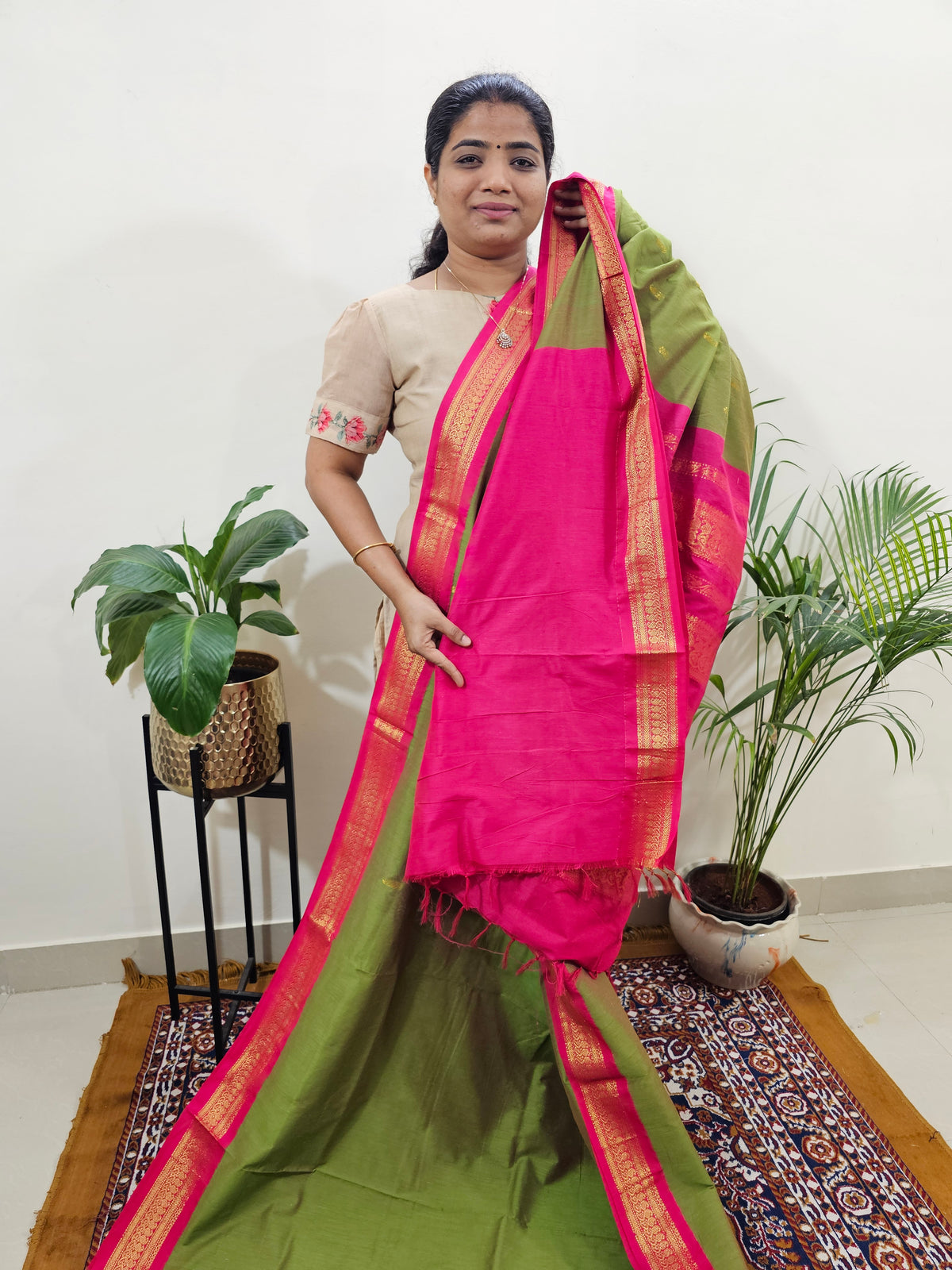 Kalayani Soft Cotton Saree with Borders - Green with Pink