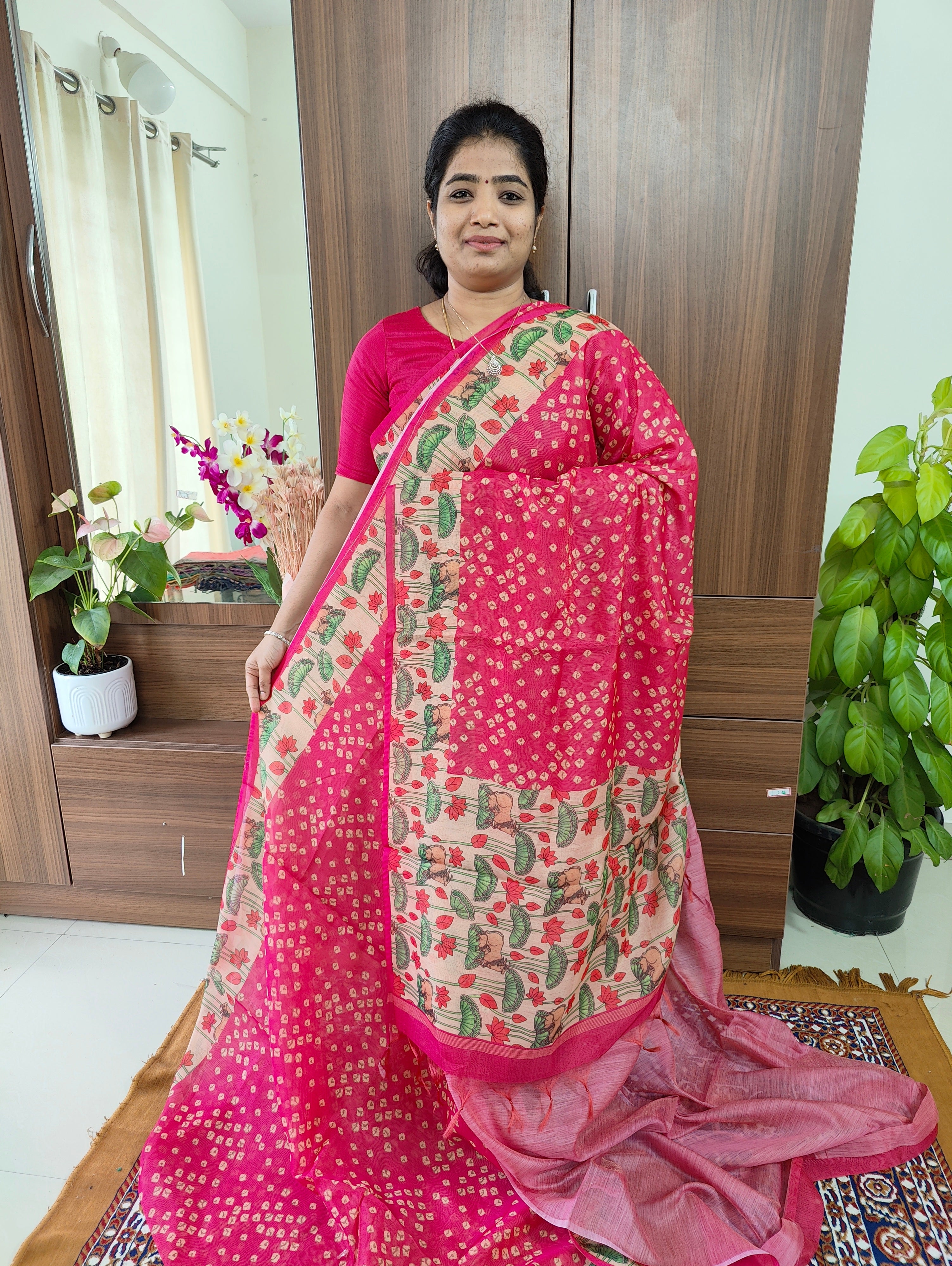 Buy Rose Red Banarasi Chanderi Saree online-Karagiri – Karagiri Global