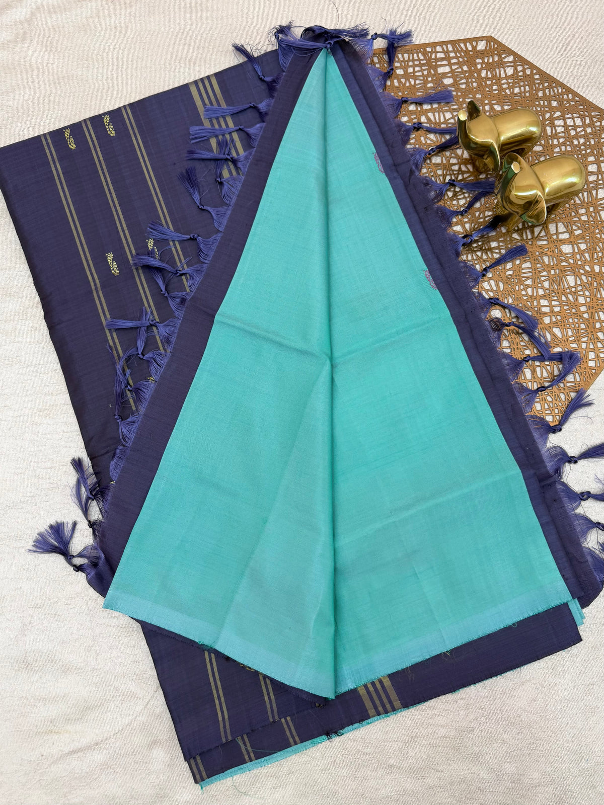 Chinnalampattu Saree - Blue with Dark Blue