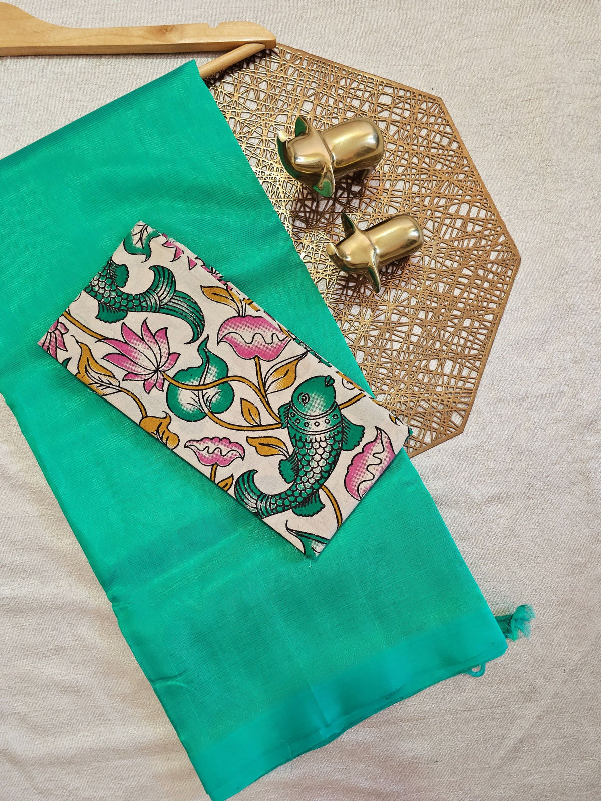 Handwoven Mangalagiri Plain Pattu Saree - Sea Green