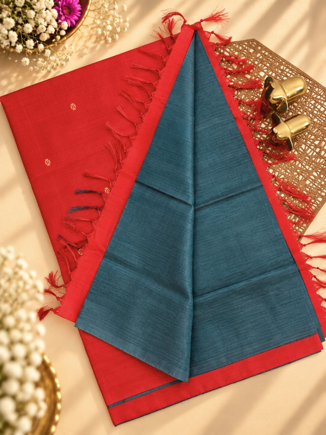 Chinnalampattu Saree - Grey with Red