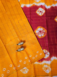 Madurai Sungadi Cotton Checks Saree - Red with Yellow