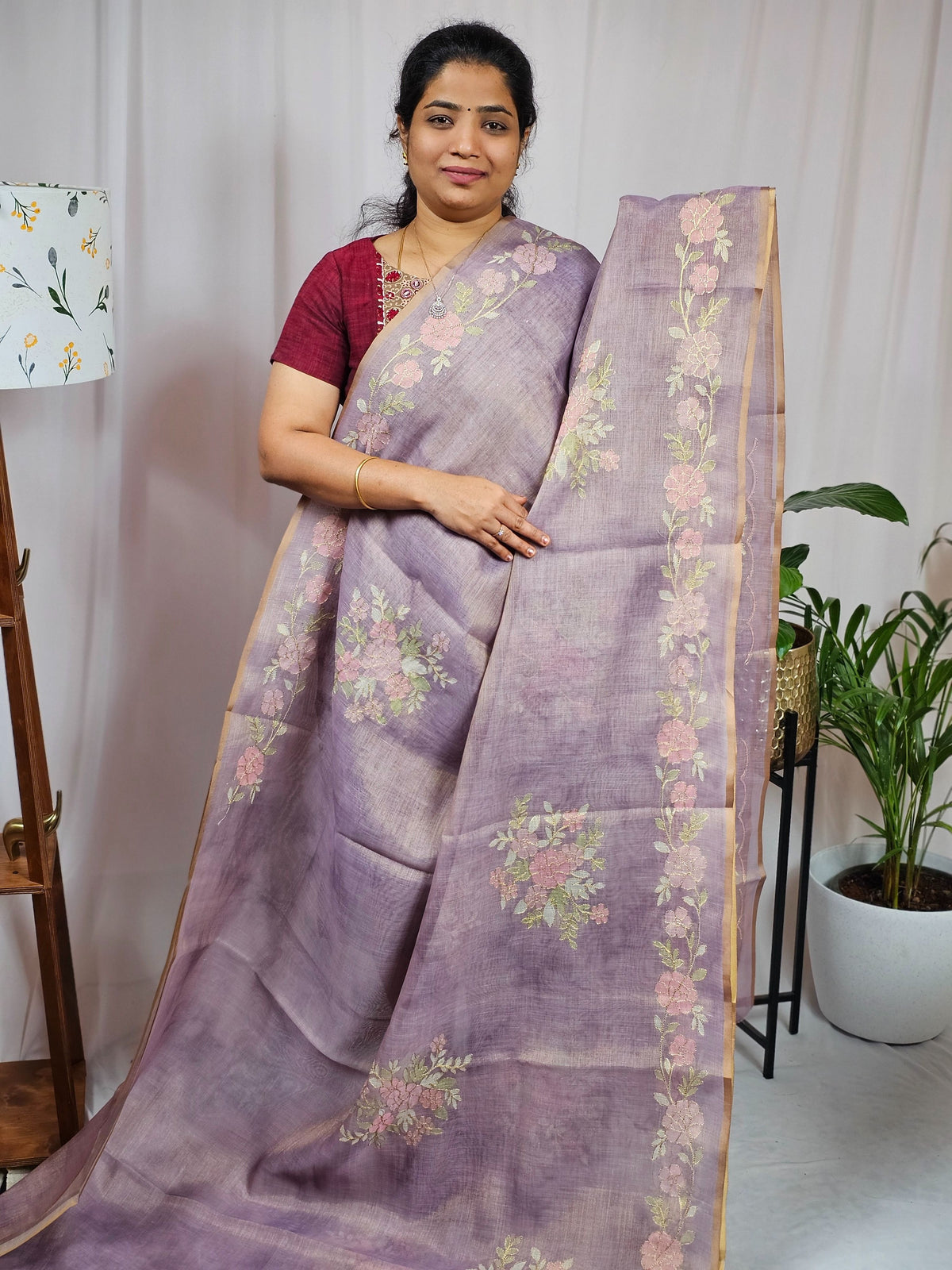 Linen Tissue with Aari Work - Lavender