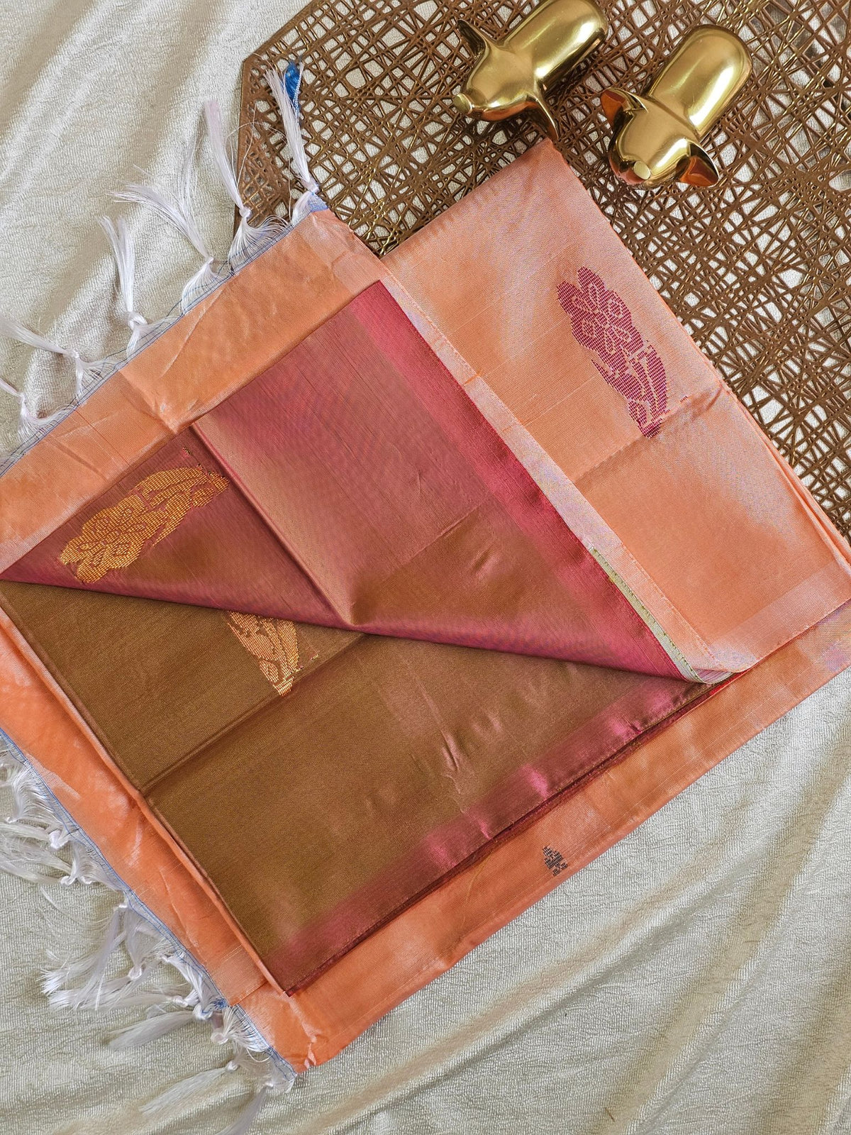 Chinnalampattu Saree - Dual Shade Greenish Pink with Peach