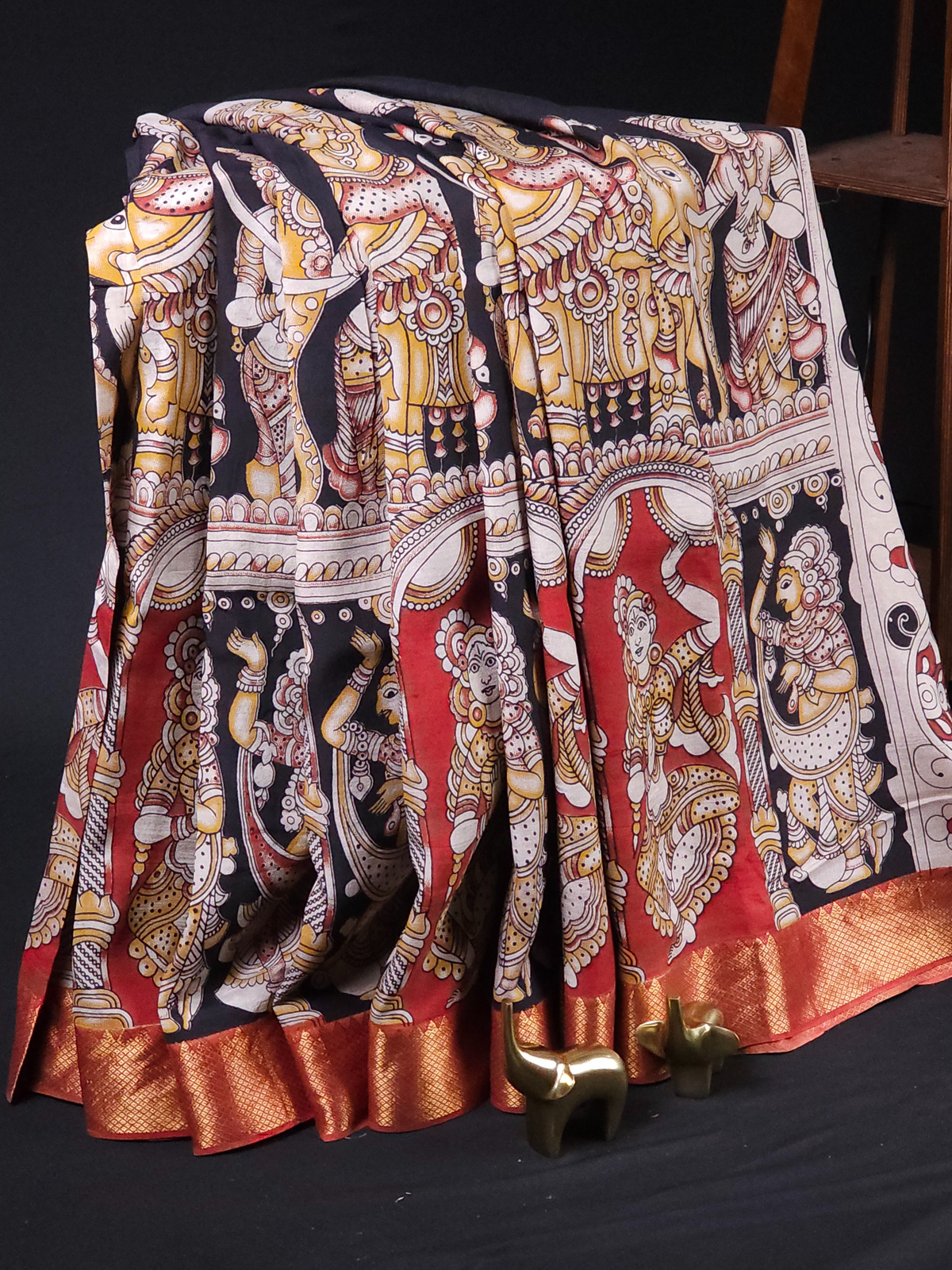 Chennuri Silk - Black With Red