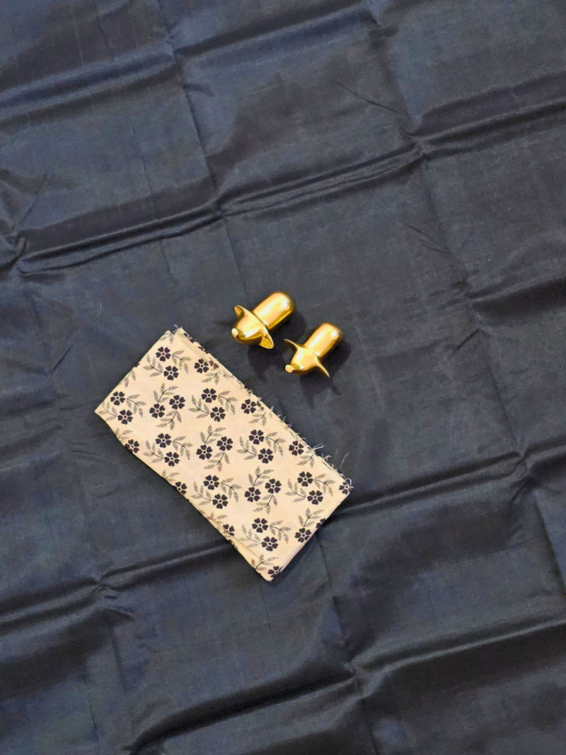 Handwoven Mangalagiri Plain Pattu Saree - Black