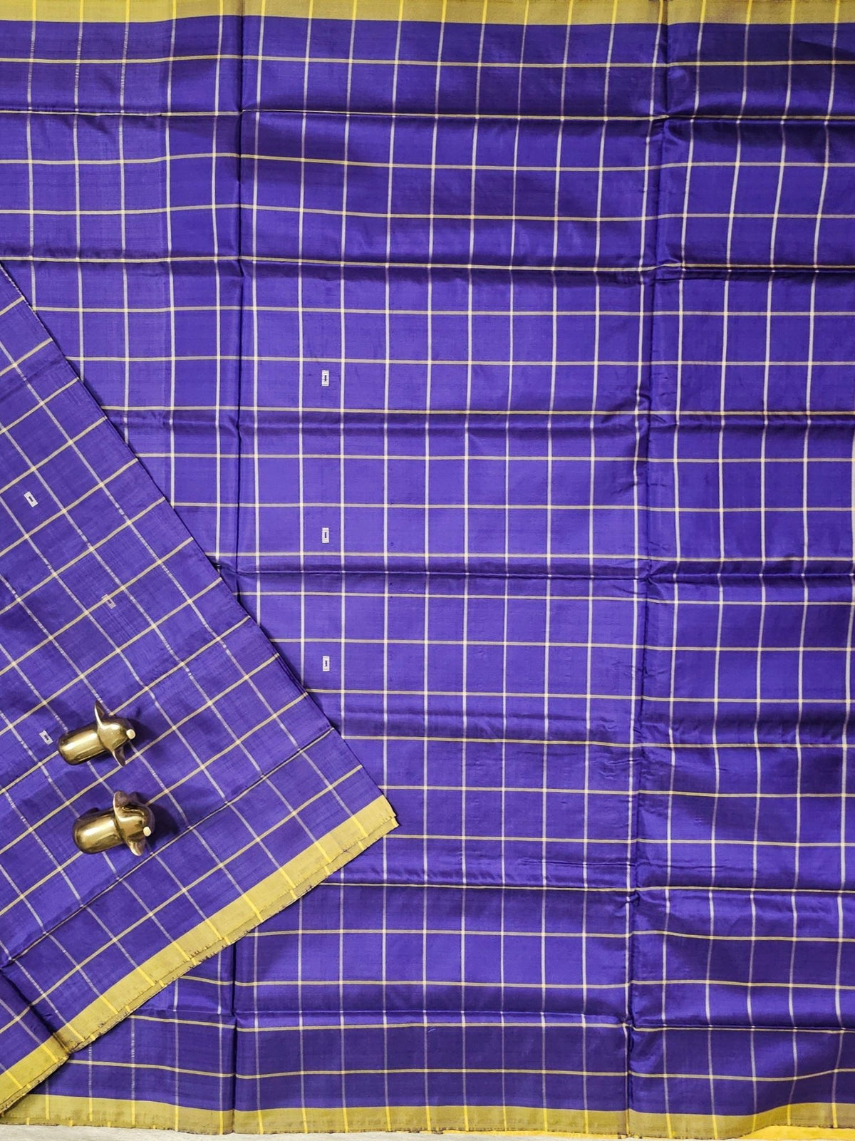 Blue with Yellow Chinnalampattu Saree with Blouse