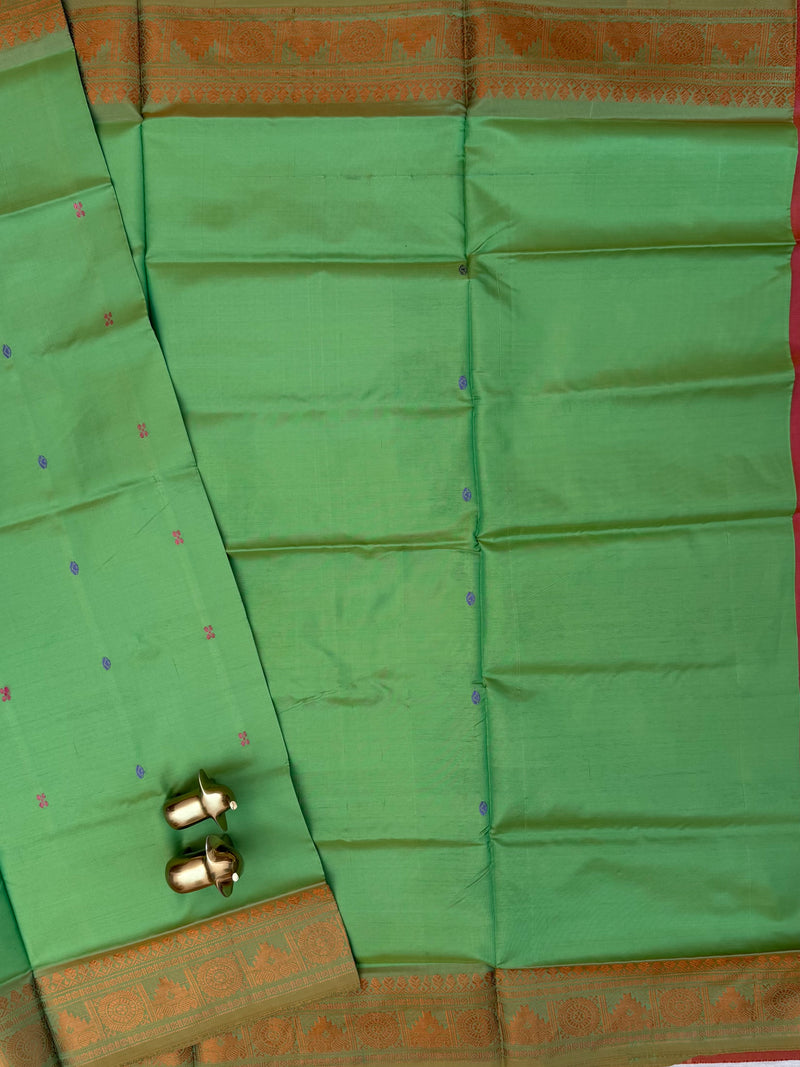 Chinnalampattu Border - Green with Red