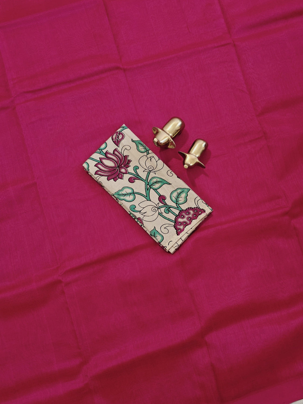Handwoven Mangalagiri Plain Pattu Saree - Dark Pink