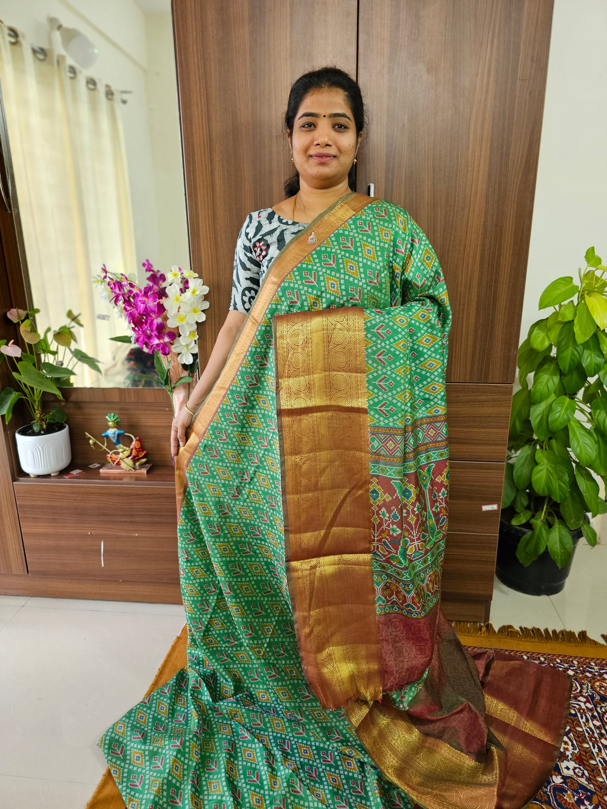 Soft Patola Saree with Kanjivaram Zari Woven Border - Green with Dual Shade Brown