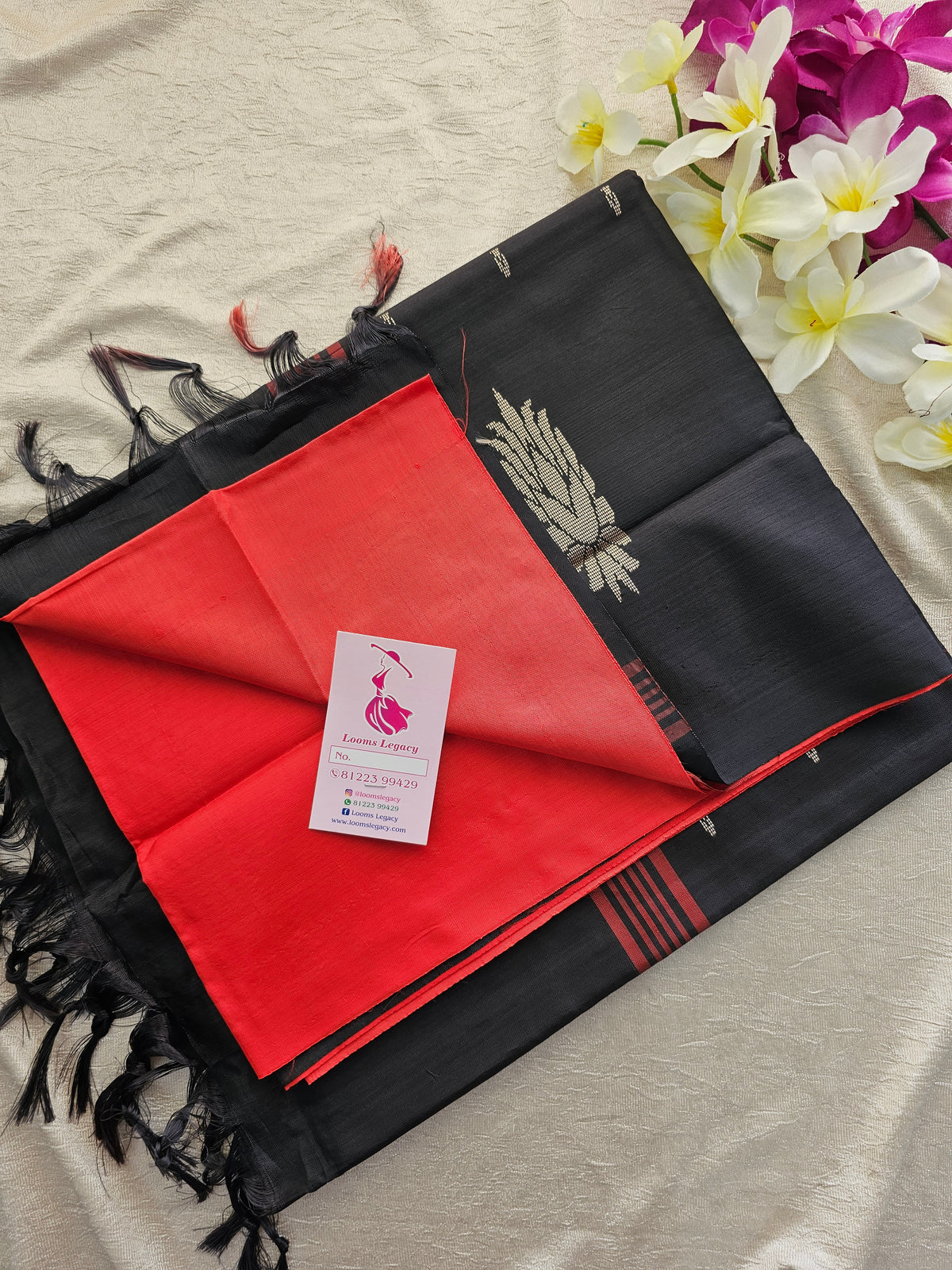 Red with Black Pallu Handwoven Chinnalampattu Saree