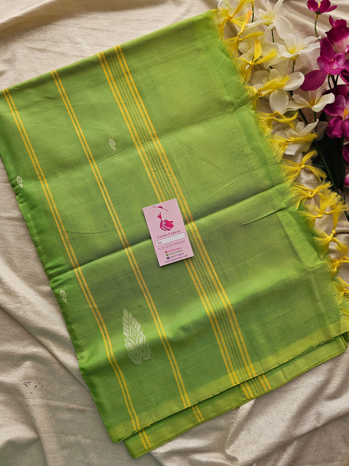 Dual Shade Brown cum Green with Lime Green Pallu Border Handwoven Chinnalampattu Saree