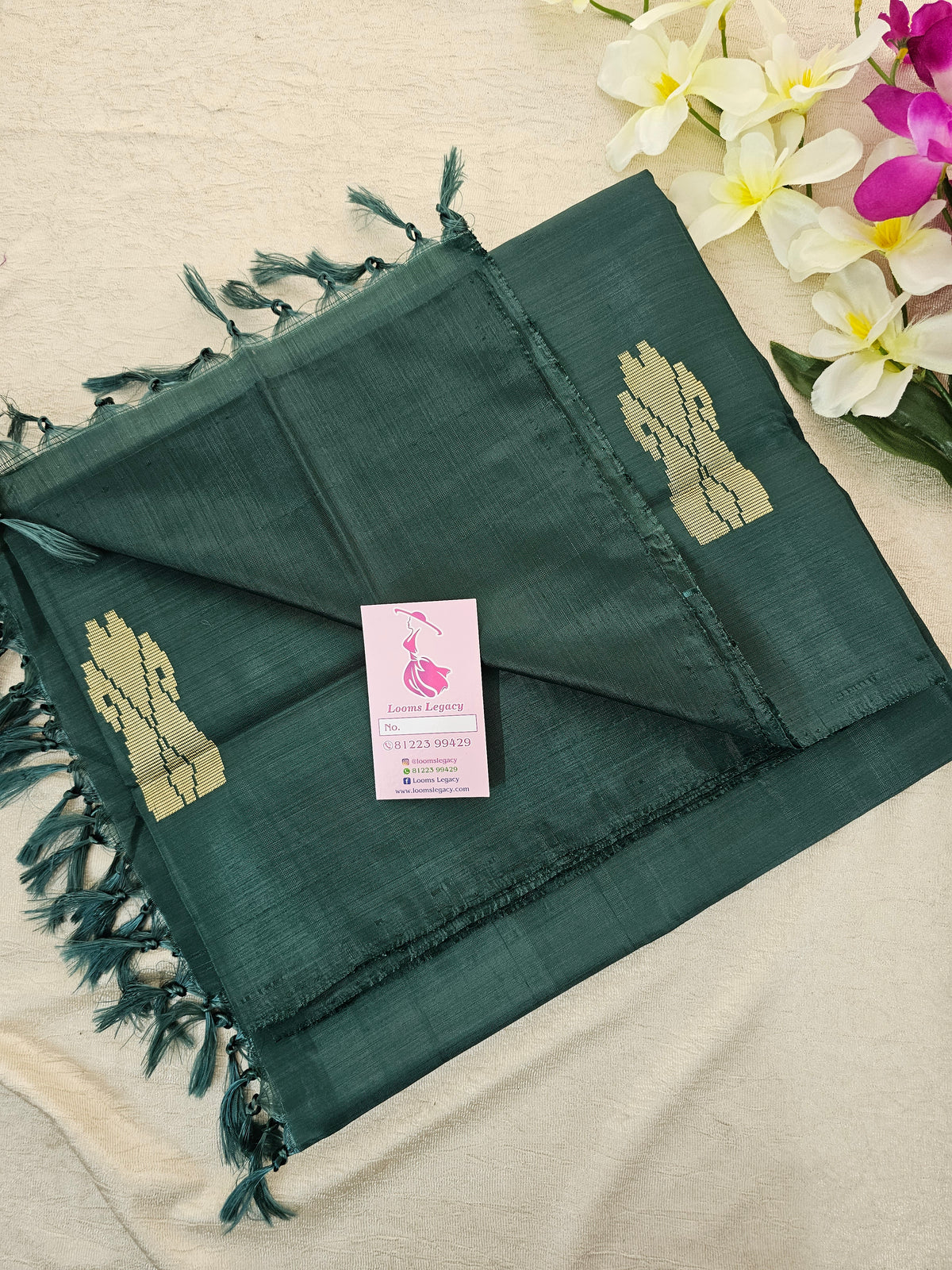 Monochrome Bottle Green Handwoven Chinnalampattu Saree