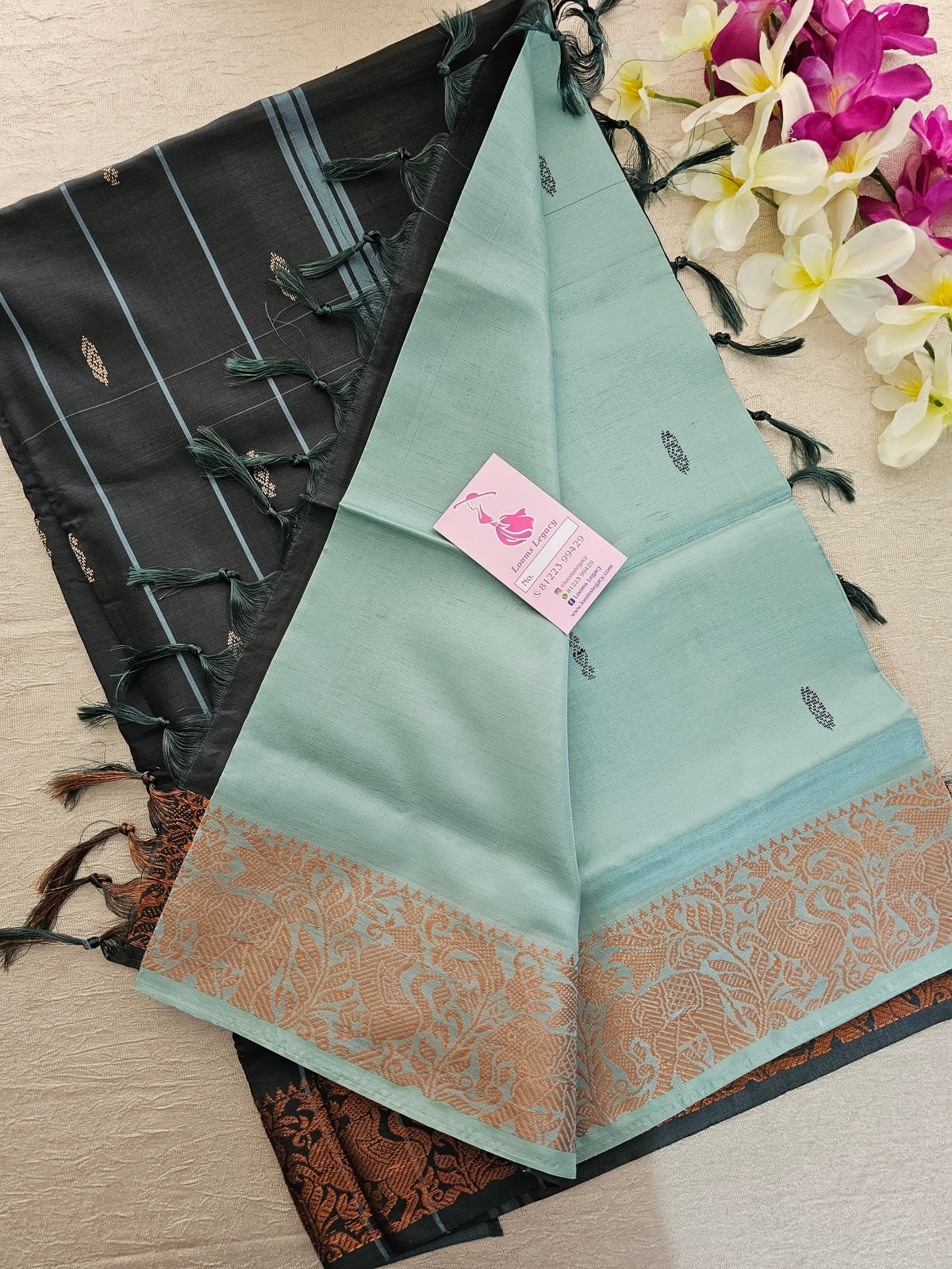 Pastel Sea Green with Dark Green Pallu Chinnalampattu Border Saree