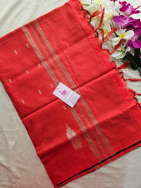 Black with Red Pallu Handwoven Chinnalampattu Saree