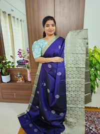 Classical Kanjivaram Pattern Pure Handloom Soft Silk Saree - Violet with Grey