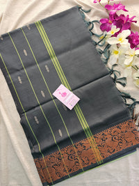 Green with Dark Green Pallu Chinnalampattu Border Saree