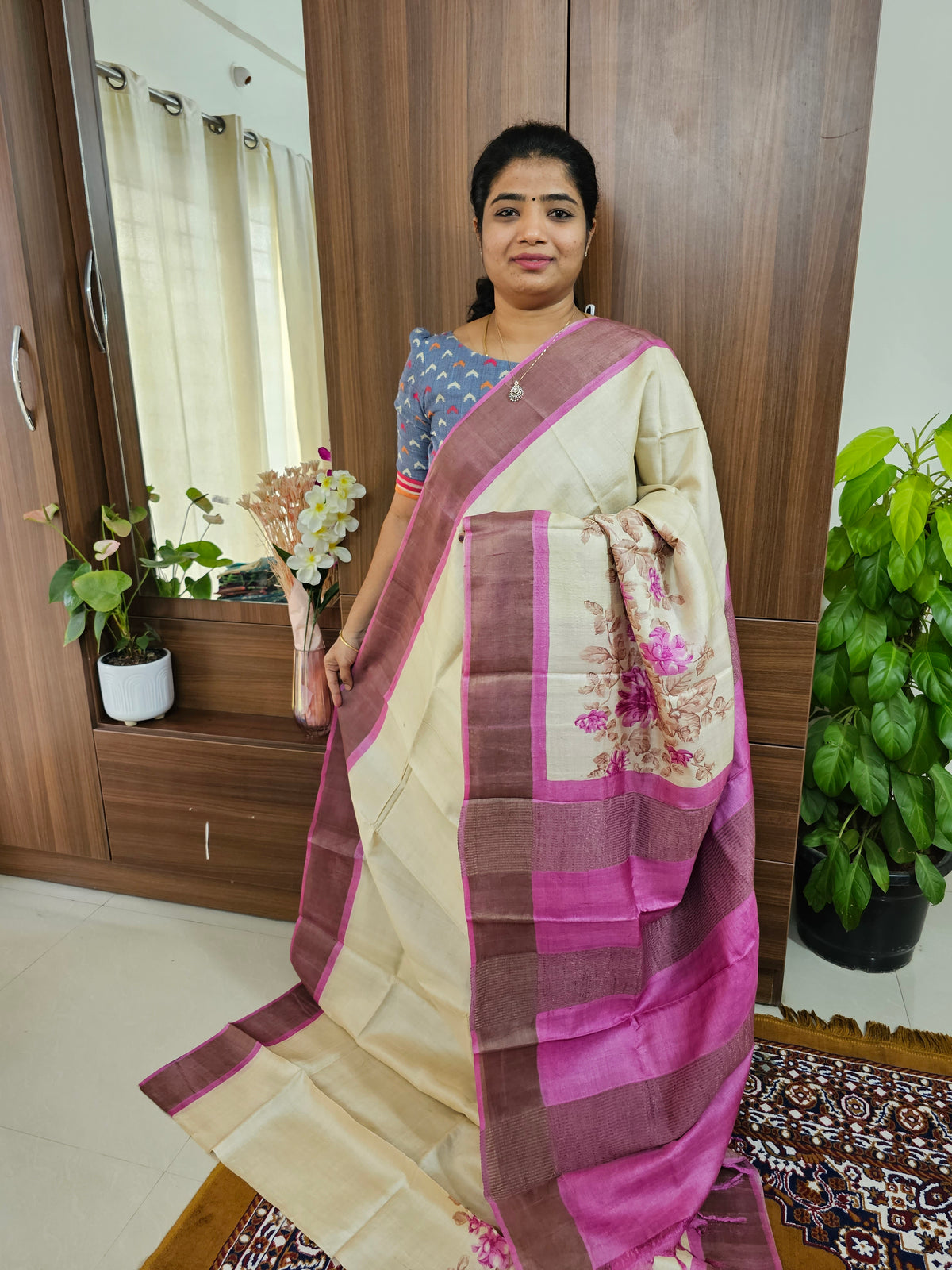 Cream with Pink Handwoven Tussar Silk Saree with Zari Border