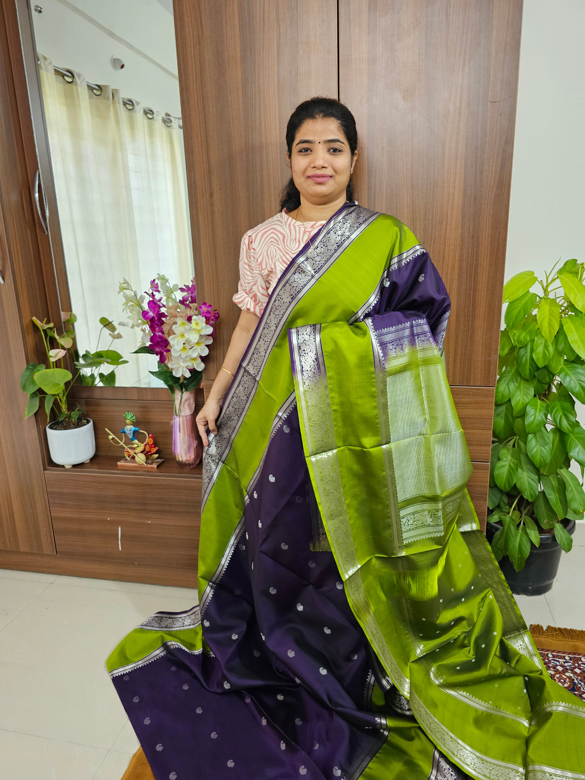 Classical Kanjivaram Pattern Pure Handloom Soft Silk Saree - Purple with Green