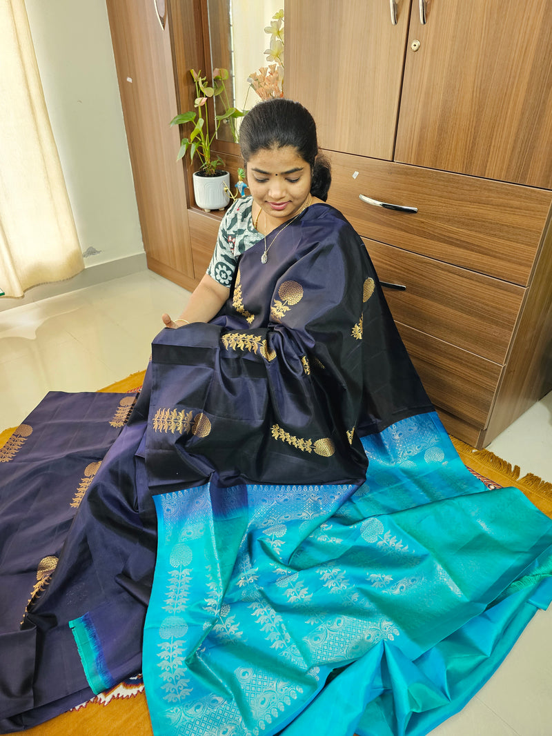 Classical Kanjivaram Pattern Pure Handloom Soft Silk Saree - Dark Blue with Copper Sulphate Blue