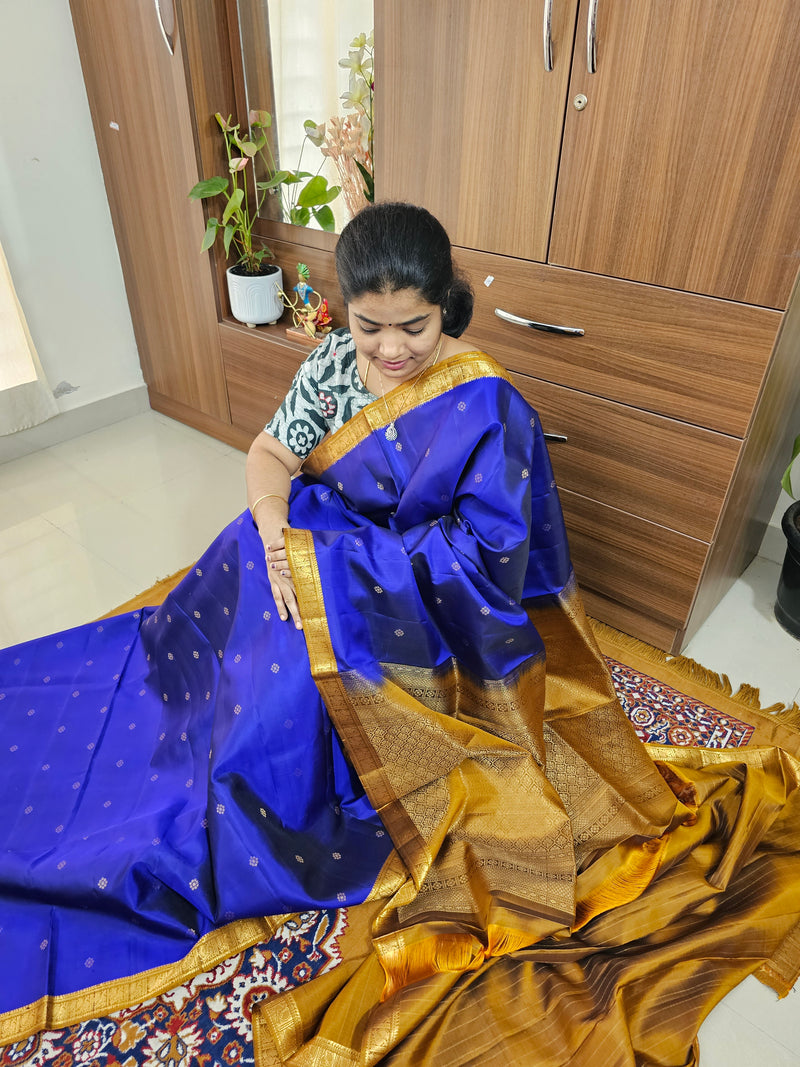 Classical Kanjivaram Pattern Pure Handloom Soft Silk Saree - Blue with Mustard Yellow