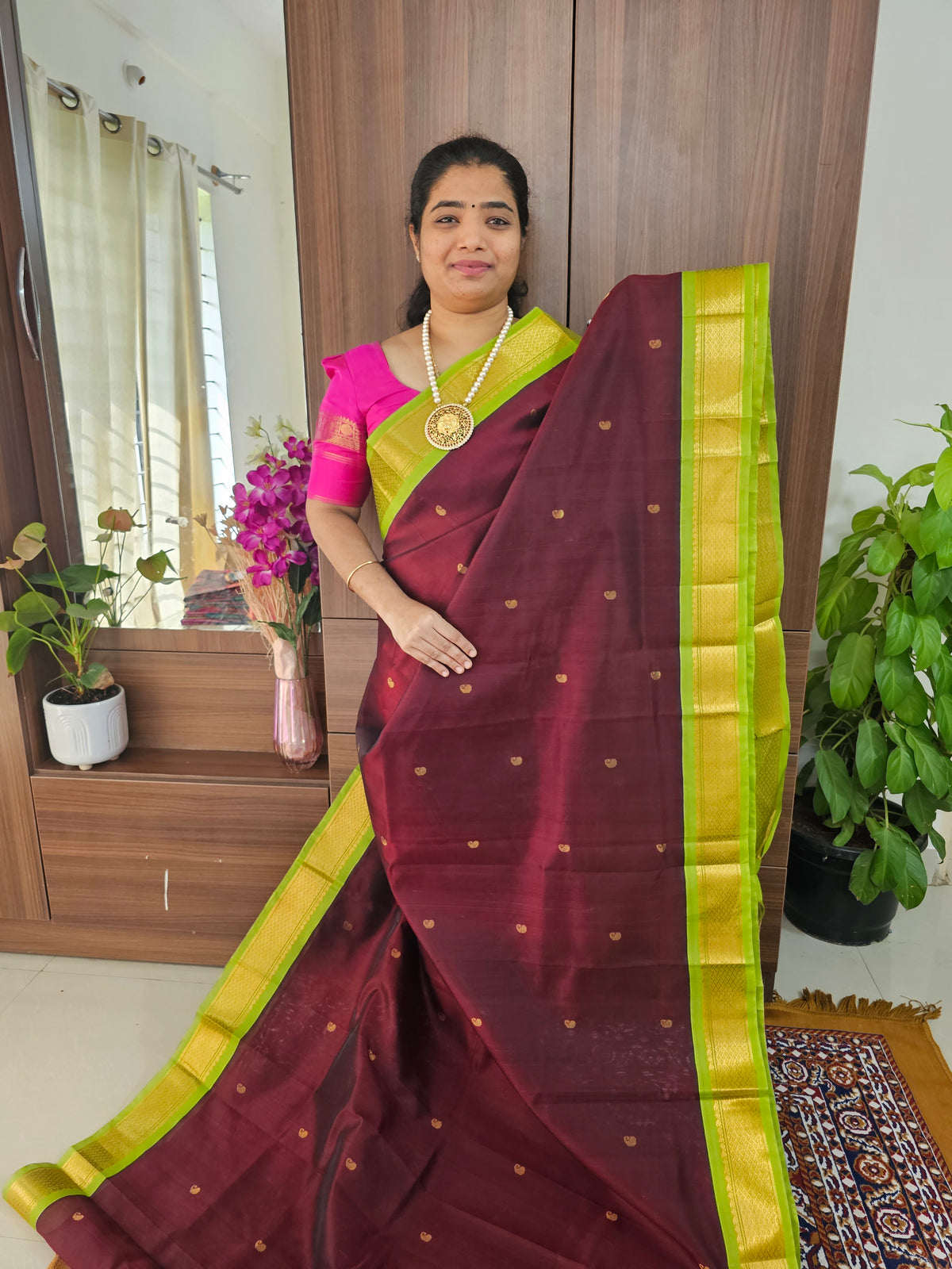 Maroon with Parrot Green Handloom Kanchi Silk Cotton