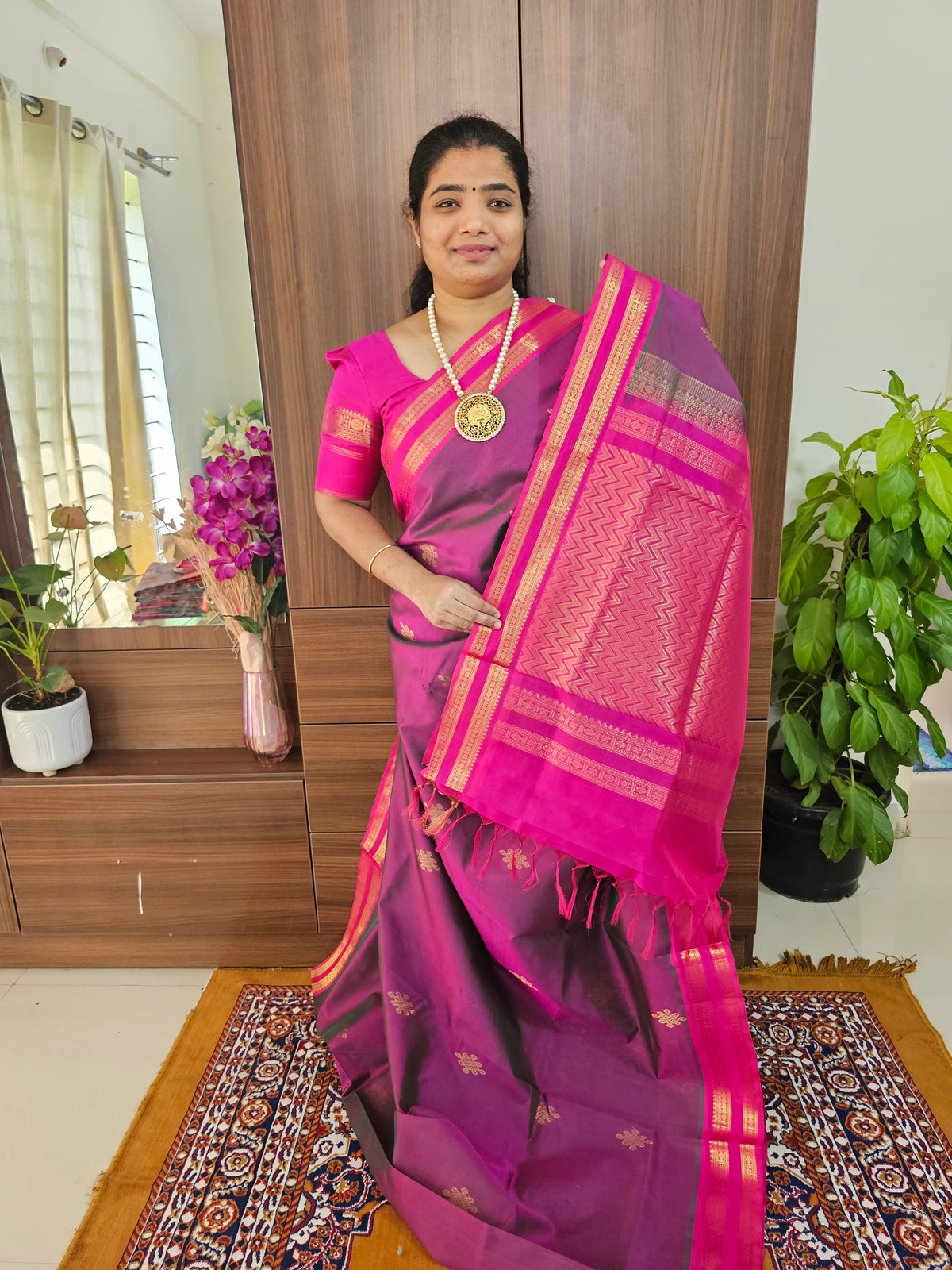 Dual Shade Pink cum Green with Pink  Pallu Handloom Kanchi Silk Cotton