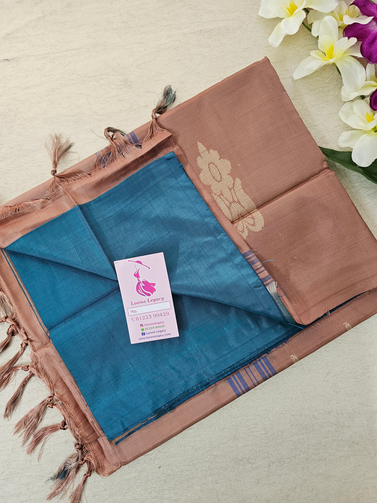 Peacock Blue with Onion Pink Pallu Handwoven Chinnalampattu Saree