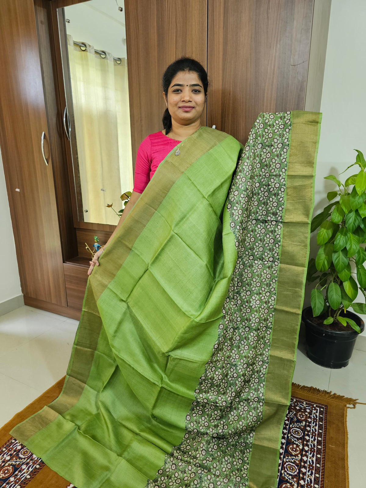 Green Handwoven Tussar Silk Saree with Zari Border