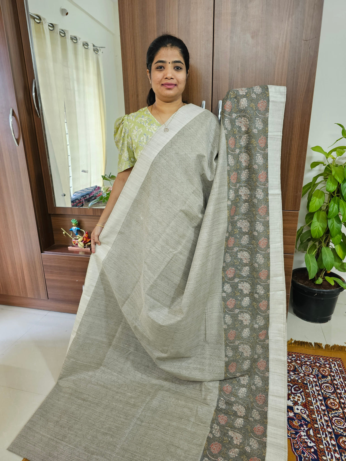 Cotton with Floral Printed Saree - Beige