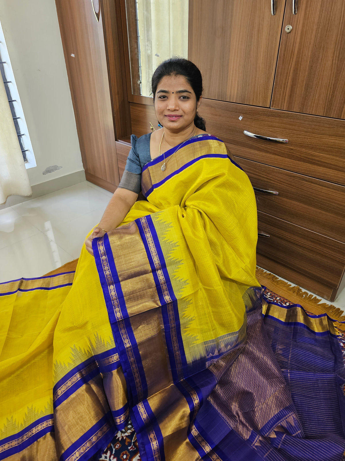 Madhavaram Handloom Silk Saree - Yellow with Dark Blue