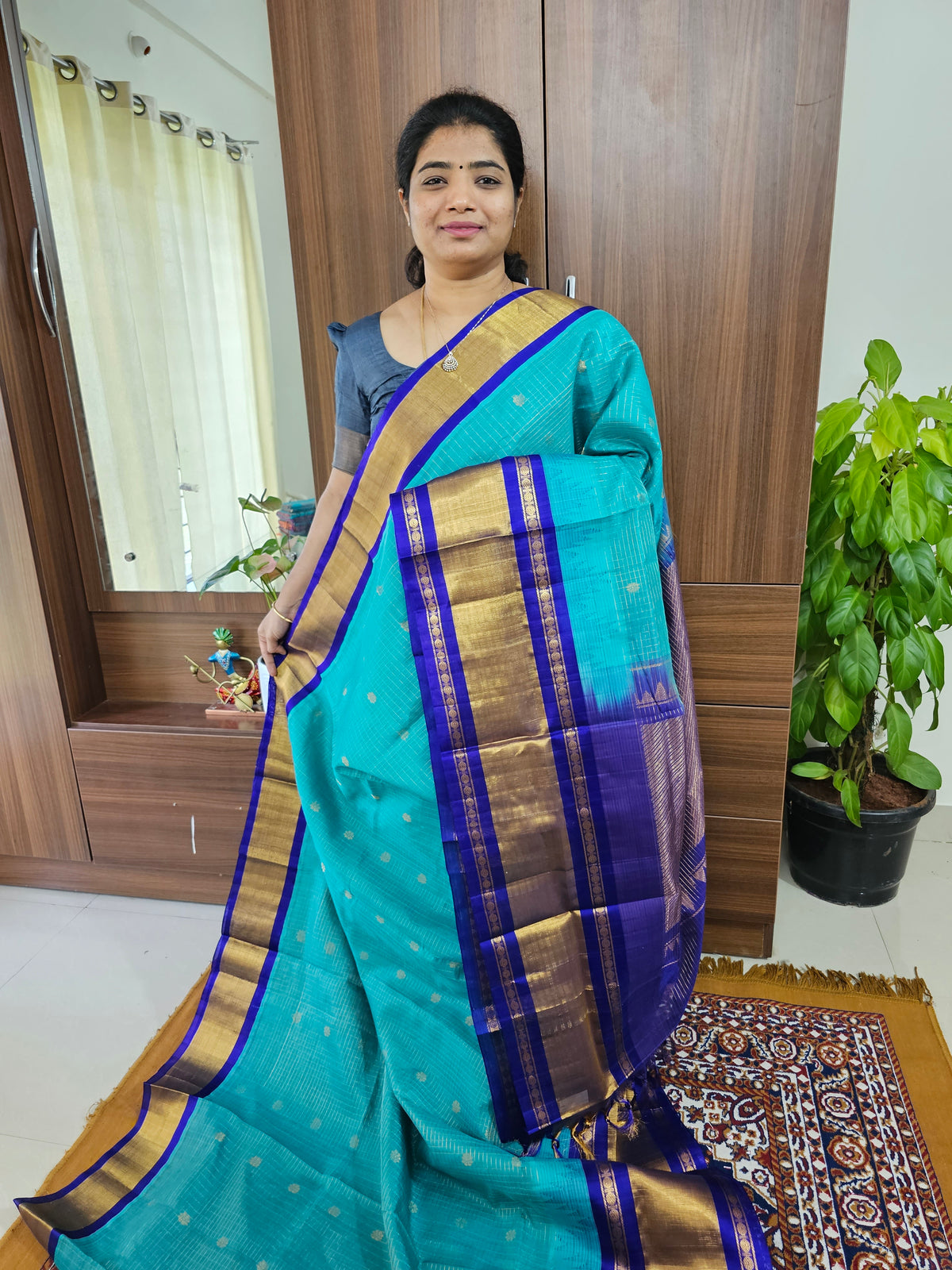 Madhavaram Handloom Silk Saree - Blue  with Dark Blue