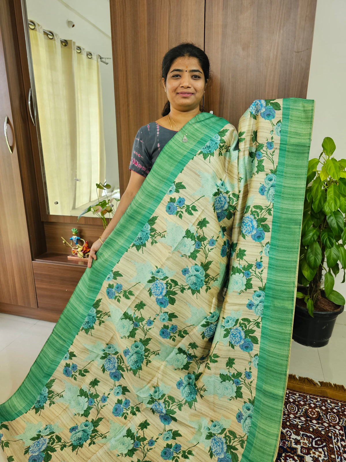 Semi Ghicha Dark Sea Green Floral Printed Saree