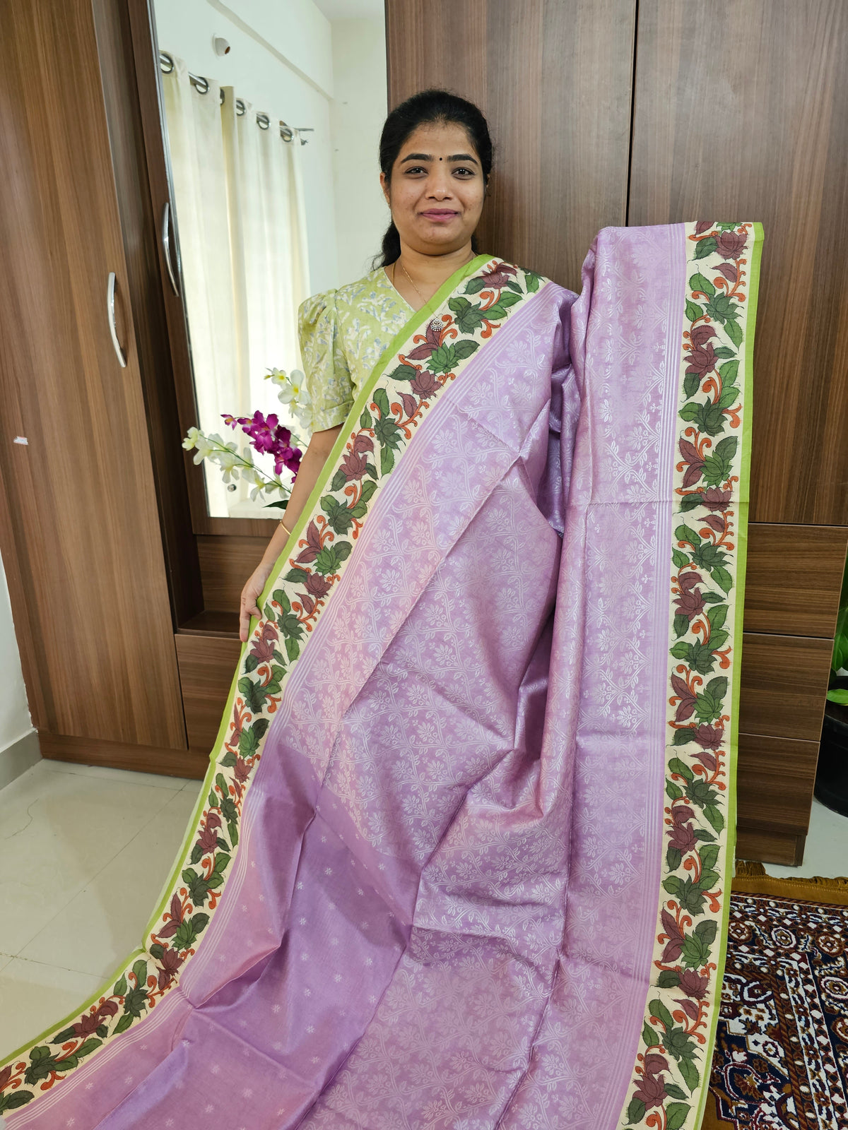 Semi Tussar Weaving  with Contrast Kalamkari Border - Lavender with Green