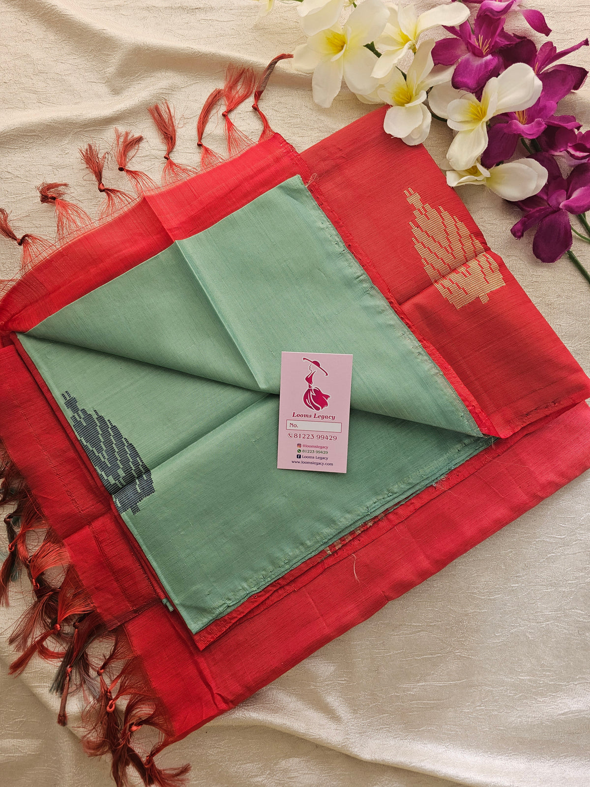 Sea Green with Red Pallu Handwoven Chinnalampattu Saree