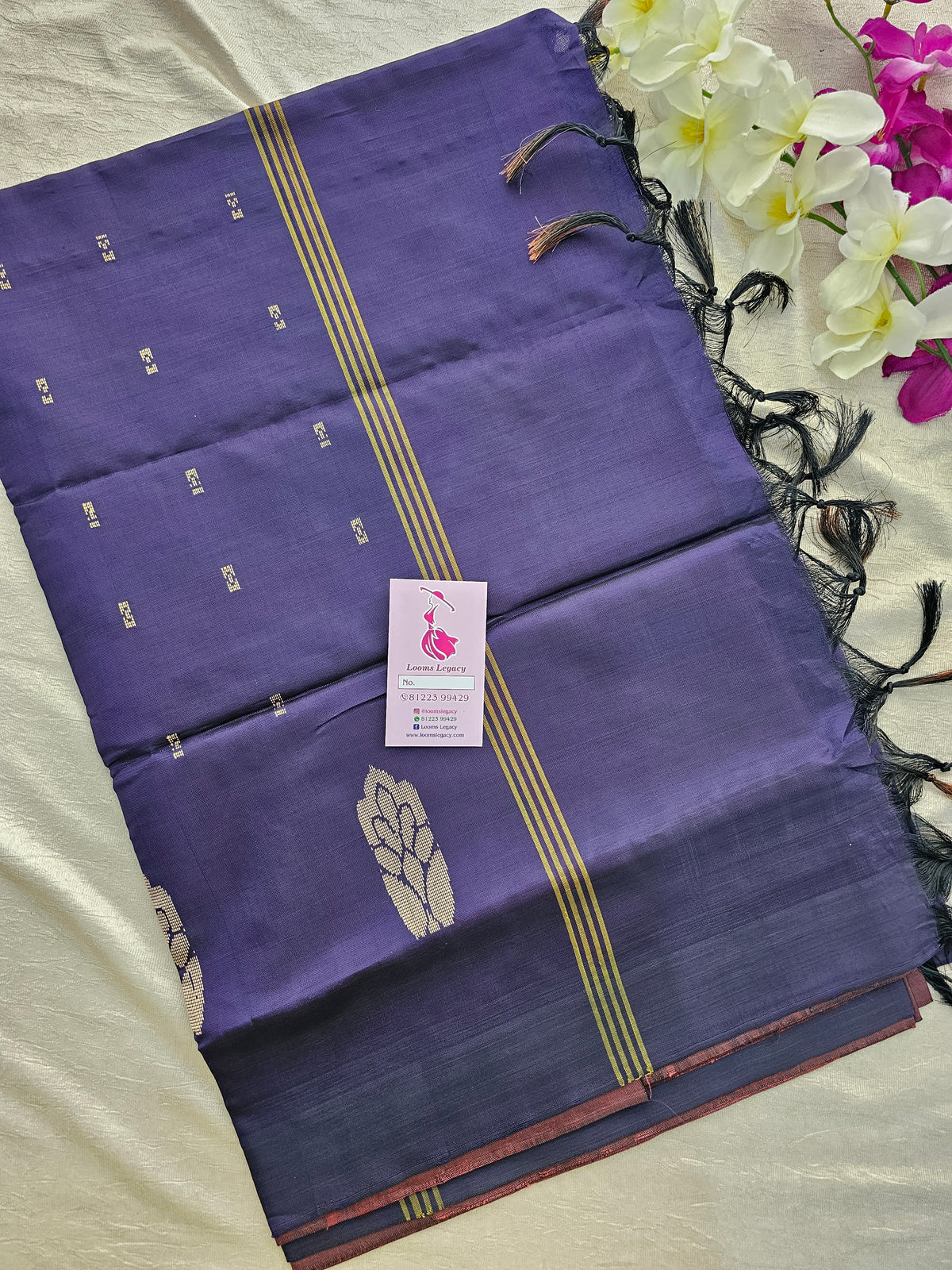 Peach with Navy Blue Handwoven Chinnalampattu Saree