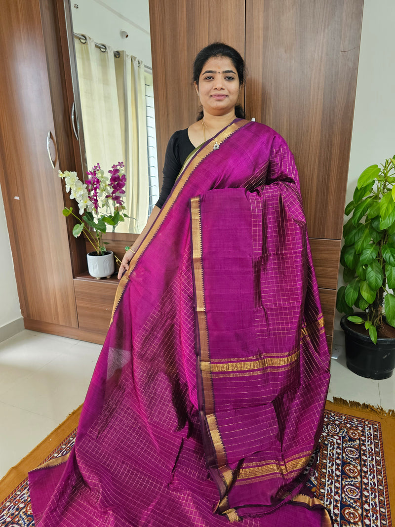 Handwoven Mangalagiri Pattu Saree with Beautiful  Small Checks -    Magenta  Pink